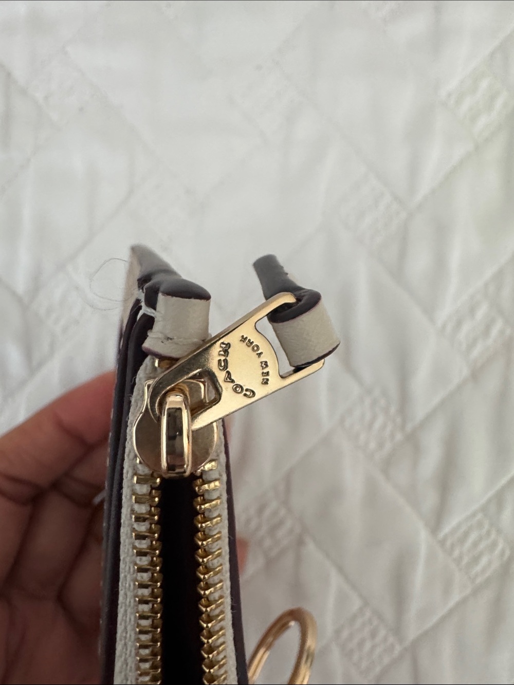 Coach Beige and Chalk Signature Zip Card Case - Picture 6 of 6